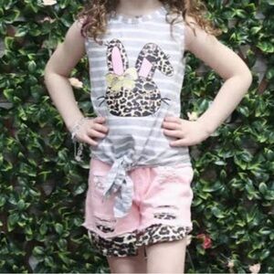 Bunny Head with Bow tank top and distressed pink shorts NWOT